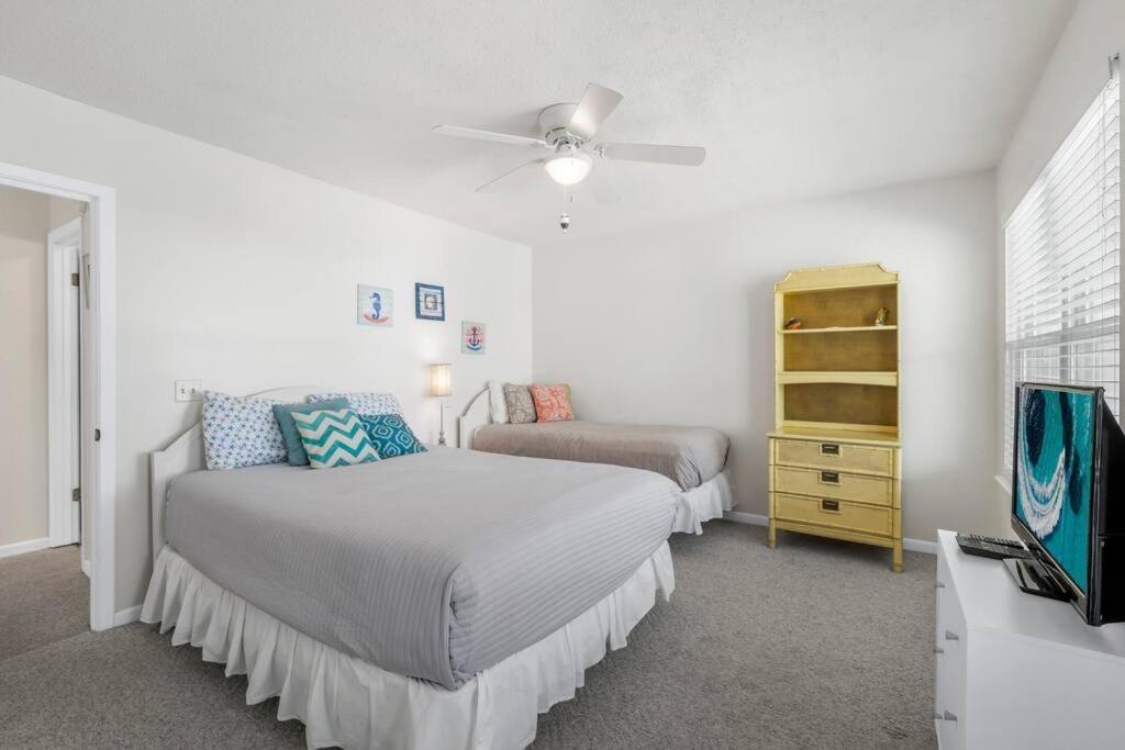 New! Steps To White Sand Beaches! Pool & Grill! 2Br 2Ba Panama City Beach Dış mekan fotoğraf